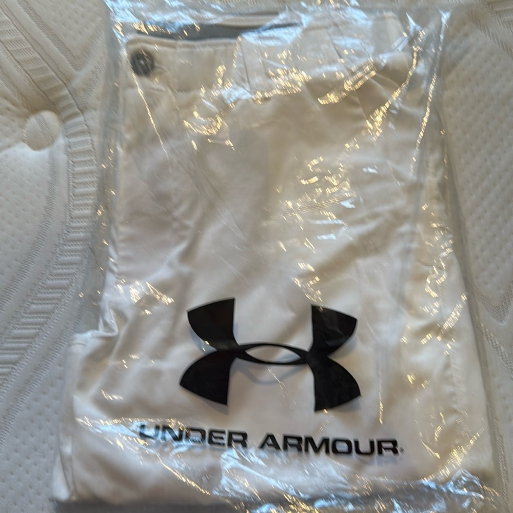 Under Armour white pants New 32/36